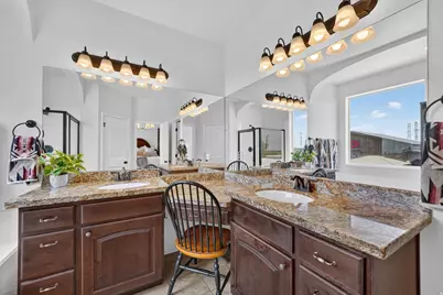 1672 Equestrian Park Way, Kaysville, UT 84037 - Photo 15