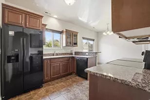 4444 S Cross Creek Rd, West Haven, UT 84401 - Photo 3