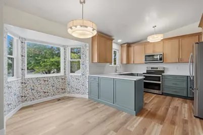 13167 S 2420 W, Riverton, UT 84065 - Photo 9