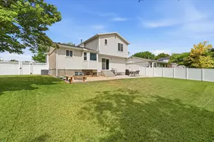 13167 S 2420 W, Riverton, UT 84065 - Photo 31