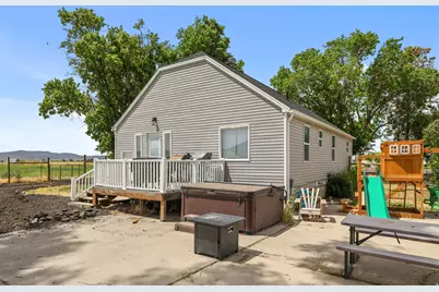 5885 W 8800 N, Elwood, UT 84337 - Photo 25
