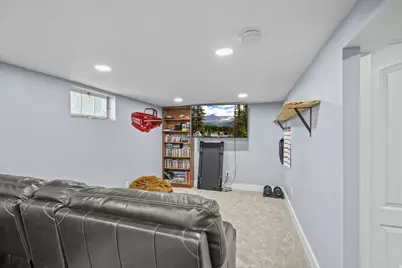 5885 W 8800 N, Elwood, UT 84337 - Photo 11