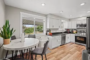 5480 S Silvertip Dr, Salt Lake City, UT 84118 - Photo 5