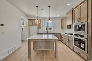 5304 W Center Field Dr W, South Jordan, UT 84009 - Photo 5