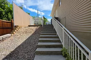 335 E 100 N, Hyrum, UT 84319 - Photo 43