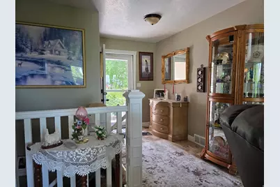 335 E 100 N, Hyrum, UT 84319 - Photo 11
