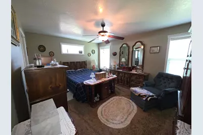 335 E 100 N, Hyrum, UT 84319 - Photo 13
