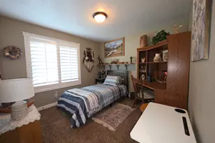 335 E 100 N, Hyrum, UT 84319 - Photo 15