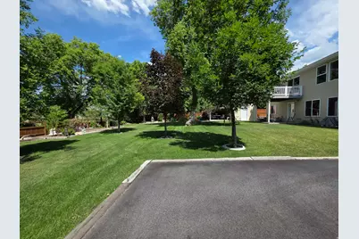 335 E 100 N, Hyrum, UT 84319 - Photo 35