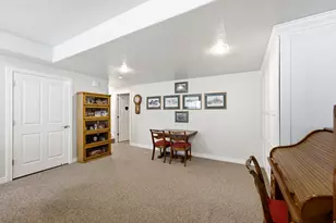 11301 S Blue Roan Ln E, Sandy, UT 84092 - Photo 27