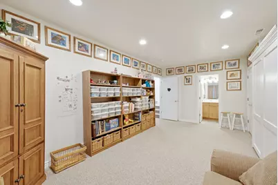 11301 S Blue Roan Ln E, Sandy, UT 84092 - Photo 35