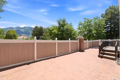 11301 S Blue Roan Ln E, Sandy, UT 84092 - Photo 37