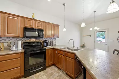 7598 S 4770 W, West Jordan, UT 84084 - Photo 3