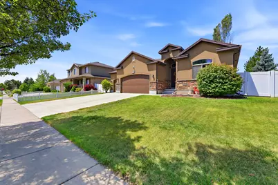 7598 S 4770 W, West Jordan, UT 84084 - Photo 35