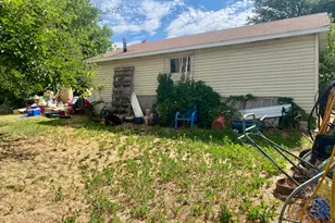 180 E 350 S, Clearfield, UT 84015 - Photo 5