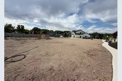 646 E Rittenhouse Ct #4, Draper, UT 84020 - Photo 3