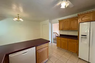 595 E Meadowlark Rd, Orem, UT 84097 - Photo 23