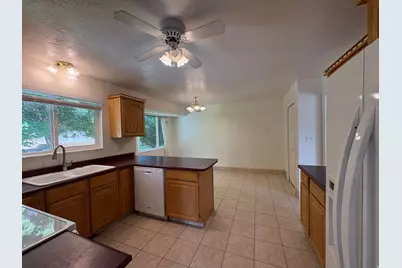595 E Meadowlark Rd, Orem, UT 84097 - Photo 21