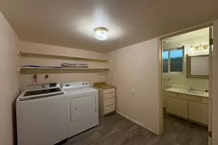 595 E Meadowlark Rd, Orem, UT 84097 - Photo 59