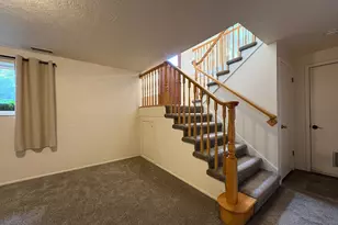 595 E Meadowlark Rd, Orem, UT 84097 - Photo 49
