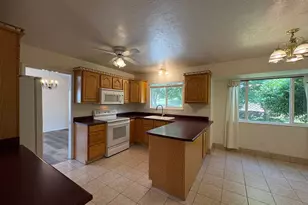 595 E Meadowlark Rd, Orem, UT 84097 - Photo 19