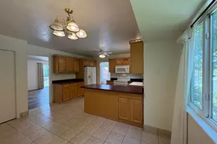 595 E Meadowlark Rd, Orem, UT 84097 - Photo 17