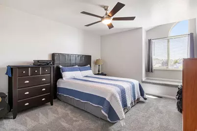 5504 S 3775 W, Roy, UT 84067 - Photo 25