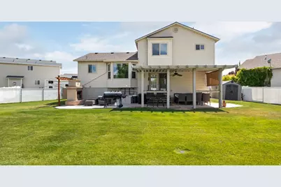 5504 S 3775 W, Roy, UT 84067 - Photo 31