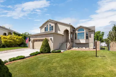 5504 S 3775 W, Roy, UT 84067 - Photo 3