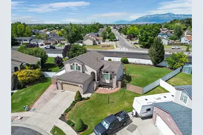 5504 S 3775 W, Roy, UT 84067 - Photo 7