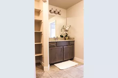 466 W 1595 N #102, Logan, UT 84341 - Photo 13