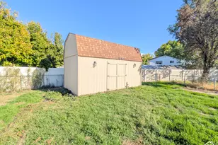 1413 S David Dr W, Syracuse, UT 84075 - Photo 33