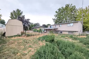 1413 S David Dr W, Syracuse, UT 84075 - Photo 29