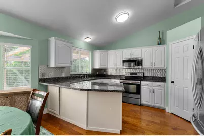 1084 E 1525 N, Layton, UT 84040 - Photo 7