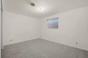 392 E Perrine Dr, Midvale, UT 84047 - Photo 37