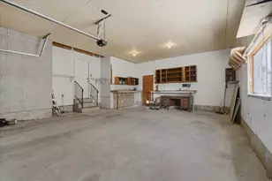 392 E Perrine Dr, Midvale, UT 84047 - Photo 43