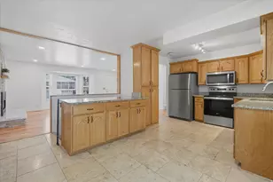 392 E Perrine Dr, Midvale, UT 84047 - Photo 11
