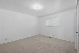 392 E Perrine Dr, Midvale, UT 84047 - Photo 19