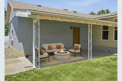 392 E Perrine Dr, Midvale, UT 84047 - Photo 45
