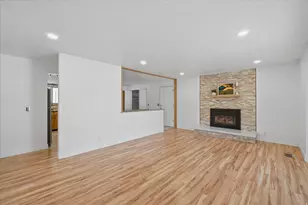 392 E Perrine Dr, Midvale, UT 84047 - Photo 7