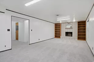 392 E Perrine Dr, Midvale, UT 84047 - Photo 23