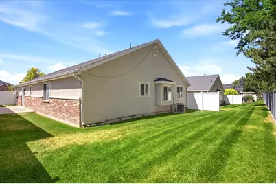1124 W 2325 N, Layton, UT 84041 - Photo 31