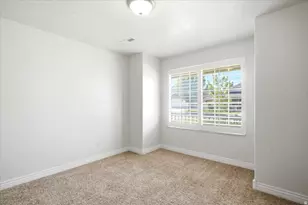 1124 W 2325 N, Layton, UT 84041 - Photo 7