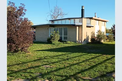 6151 W Parkway Blvd, West Valley, UT 84128 - Photo 1