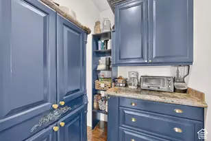 767 E Draper View Rd S, Draper, UT 84020 - Photo 13
