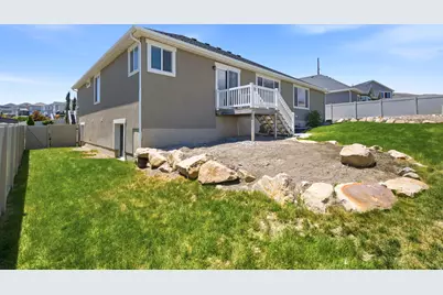 532 W Kit Fox Dr, Saratoga Springs, UT 84045 - Photo 39