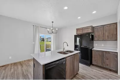 704 N 2560 E, Spanish Fork, UT 84660 - Photo 11