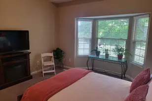 10238 S Oquirrh Lake Rd W, South Jordan, UT 84095 - Photo 11