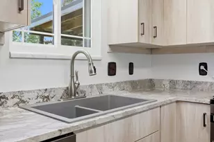 1090 W 285 S, Orem, UT 84058 - Photo 29