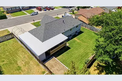 1090 W 285 S, Orem, UT 84058 - Photo 9